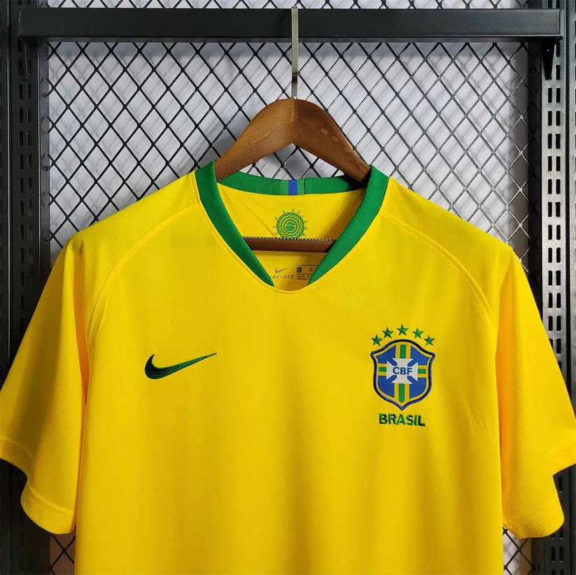 Camiseta Brasil Retro Local 2018
