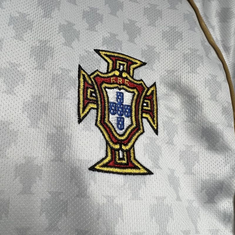 Camiseta Portugal Retro Visitante 2004