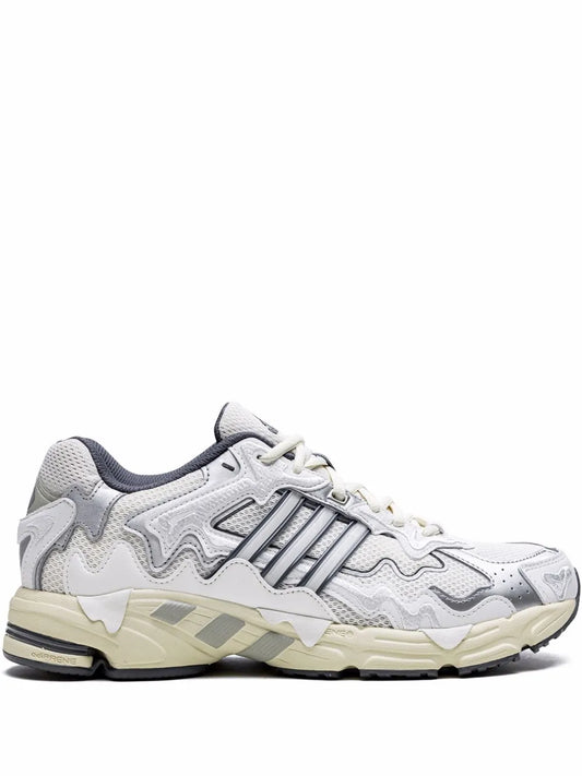 Sneaker "Bad Bunny x Response CL 'Cream White'"