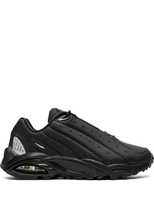Sneaker "NOCTA x Hot Step Air Terra 'Black'"