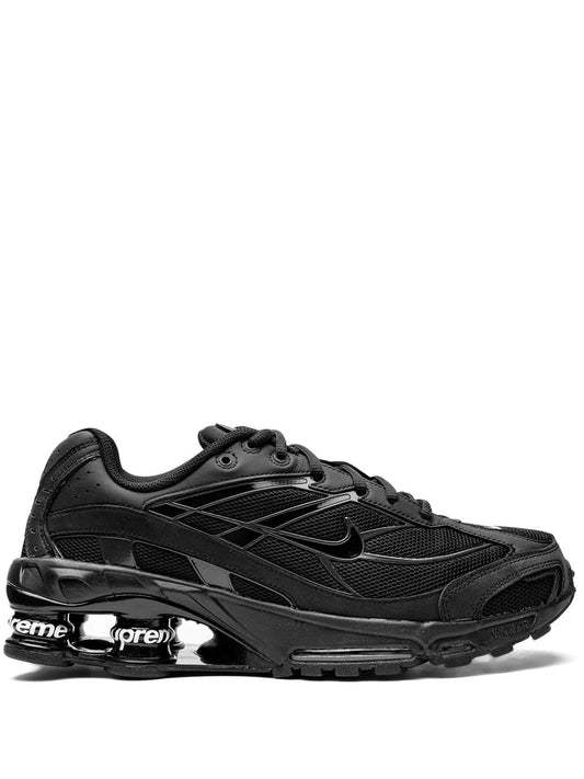 Sneaker "Supreme x Shox Ride 2 'Black"