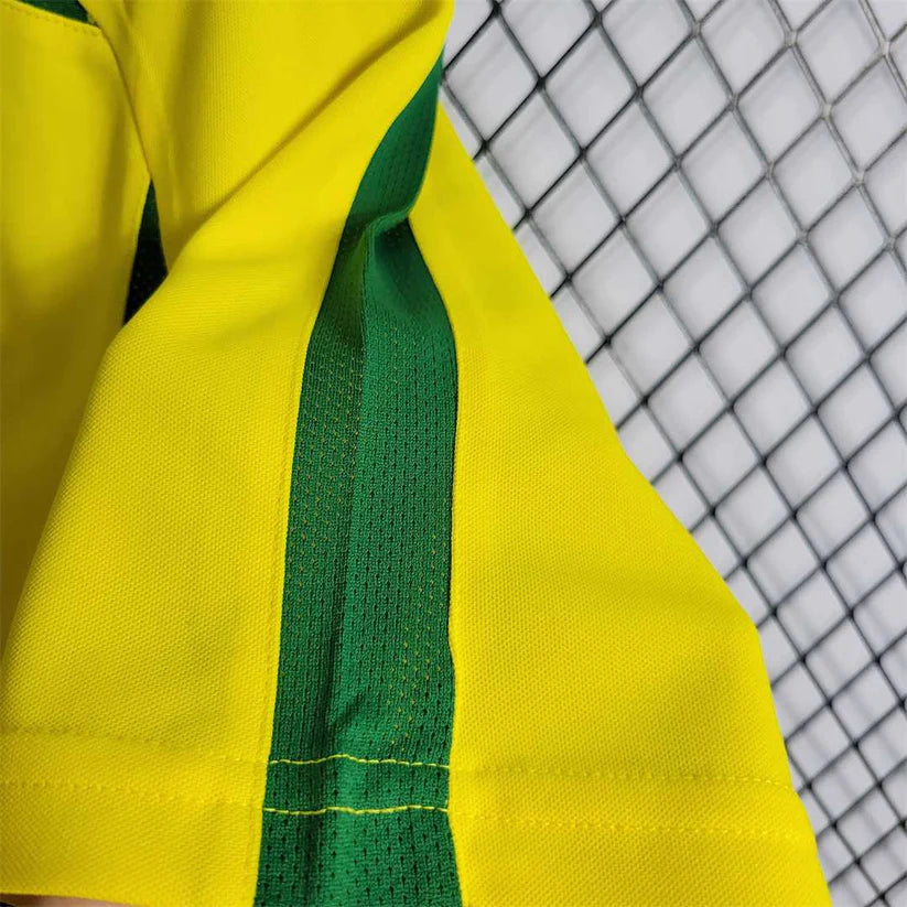Camiseta Brasil Retro Local 2002