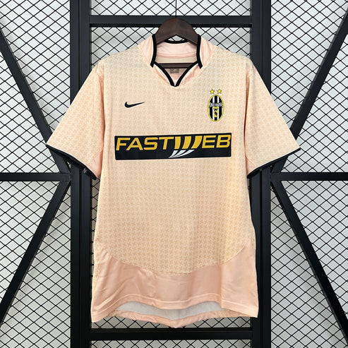 Camiseta Juventus Retro Visitante 03/04