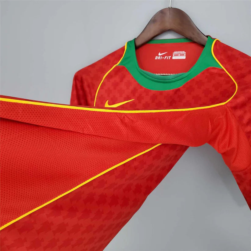 Camiseta Portugal Retro Local 2004