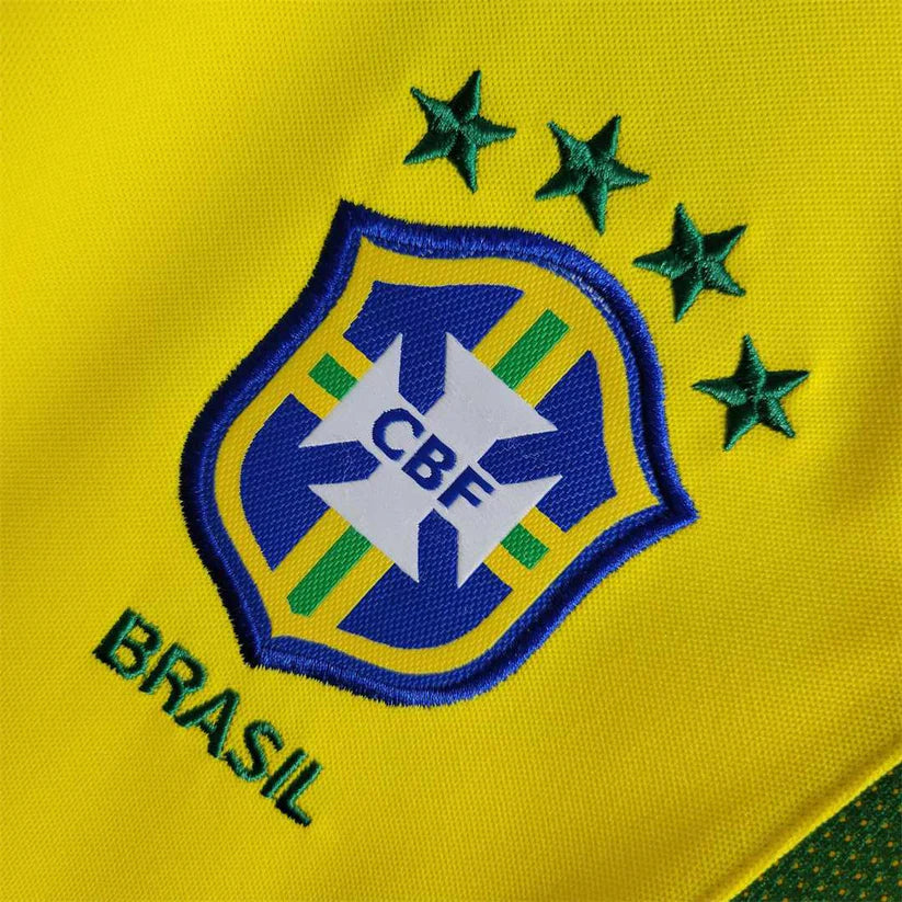 Camiseta Brasil Retro Local 2002