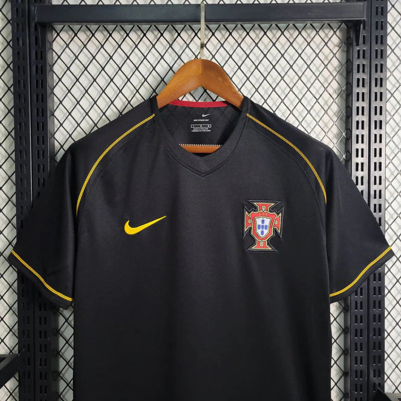 Camiseta Portugal Retro Visitante 2006